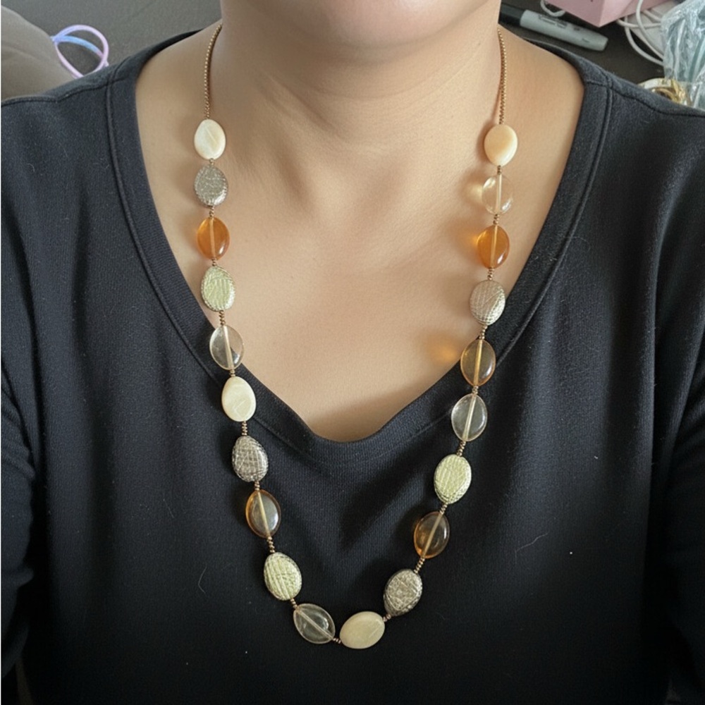 Chic Gold and Cream Beaded Necklace